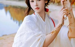 国偷自产AV一区二区三区健身房